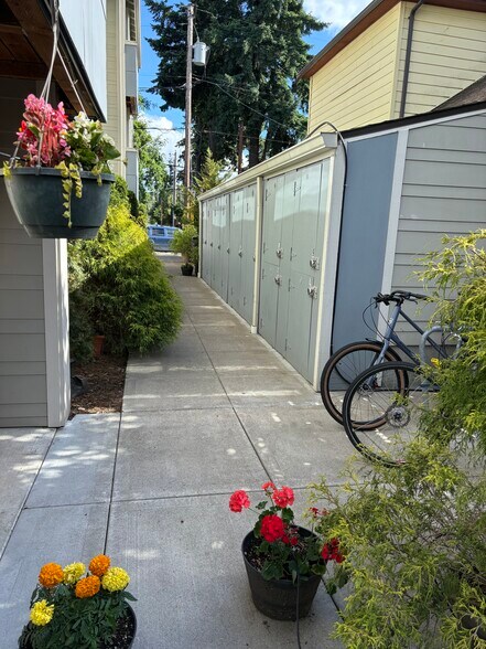 More Photos Of 5811 SE Boise St, Portland Apartments For Sale