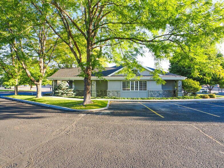 More Photos Of 3105 W 5400 S, Salt Lake City Medical For Sale