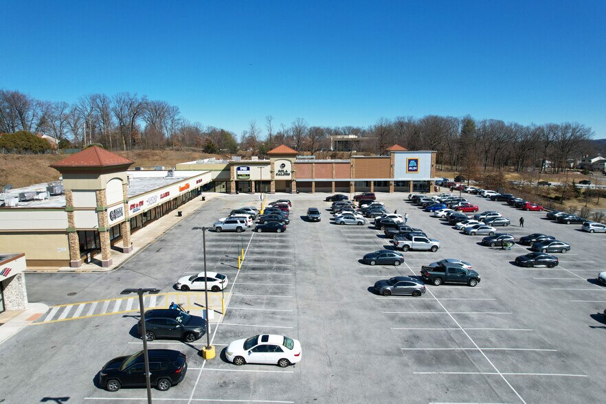 More Photos Of 1801-1849 York Rd, Lutherville Timonium Unknown For Sale