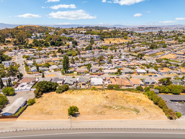 More Photos Of 121 Lincoln Rd W, Vallejo Apartments For Sale