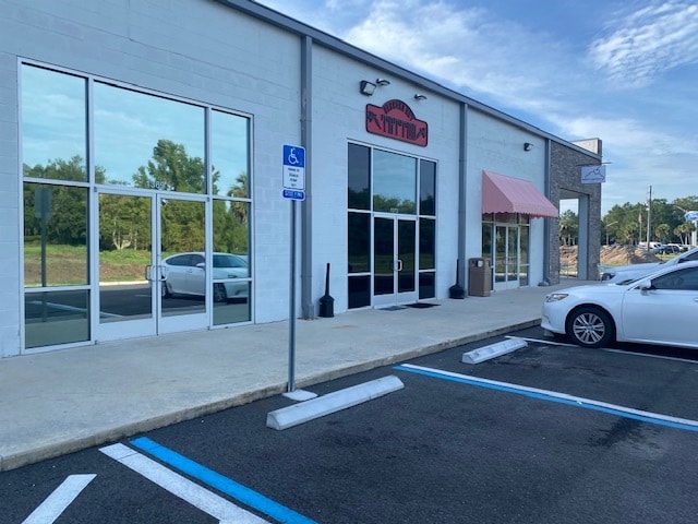 More Photos Of 1415 Ohio St, Live Oak General Retail For Lease