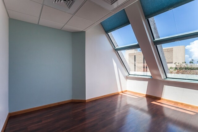 More Photos Of 2151 E Commercial Blvd, Fort Lauderdale Medical For Lease