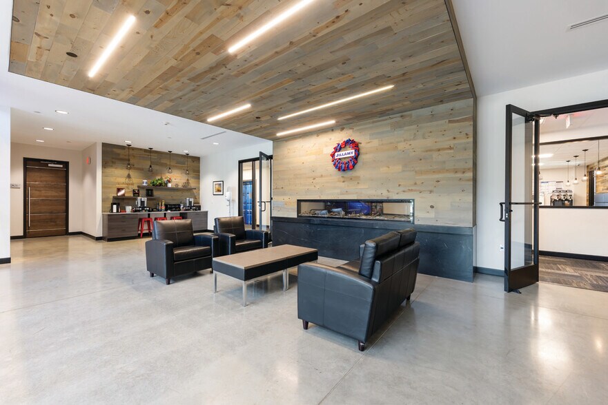 More Photos Of 160 New Britain Blvd, Chalfont Office For Sale