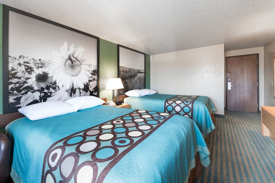 More Photos Of 1001 Highway 2 E, Devils Lake Hotel For Sale