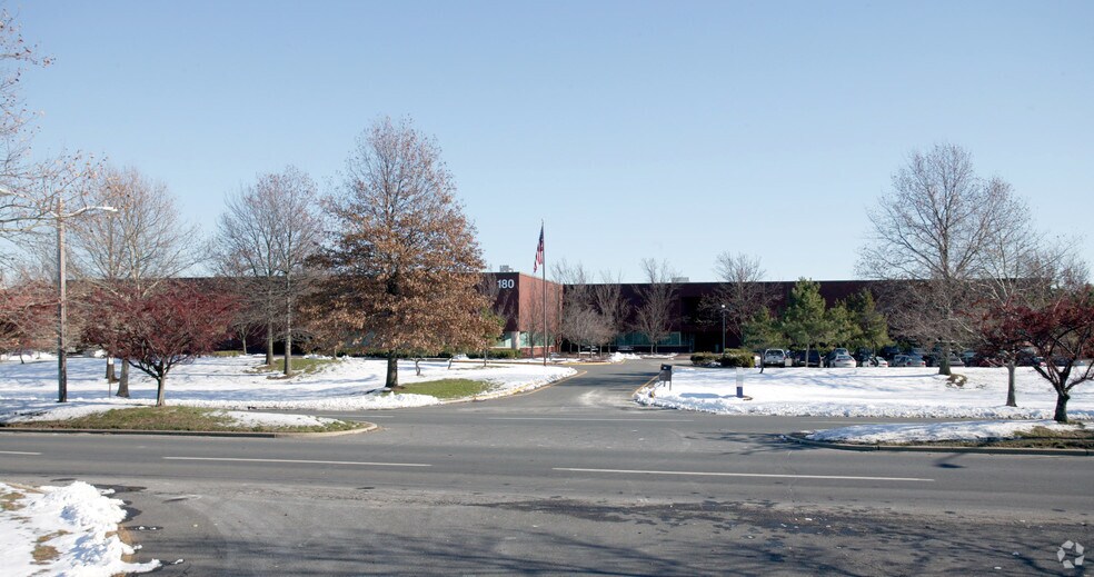 More Photos Of 180 Herrod Blvd, South Brunswick Warehouse For Lease