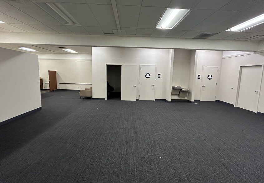 More Photos Of 1536 Shattuck Ave, Berkeley Bank For Lease