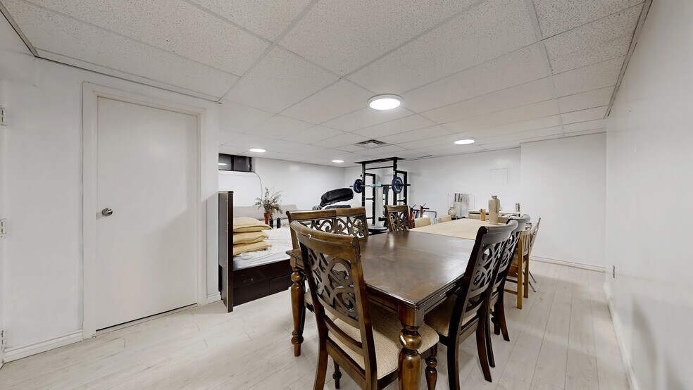 More Photos Of 1784 Jane St, Toronto Storefront Retail Office For Sale