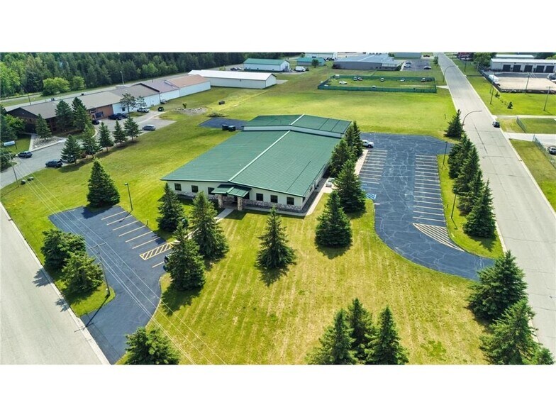 More Photos Of 1001 Naylor Dr SE, Bemidji Warehouse For Sale