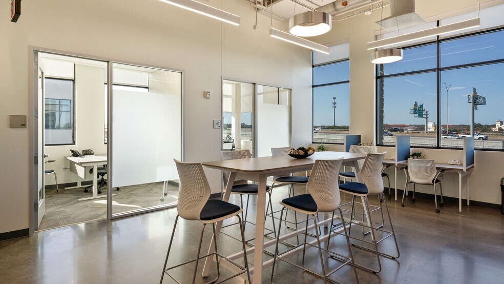 More Photos Of 551 IH-35, Round Rock Coworking Space