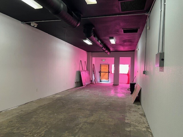 More Photos Of 21627-21629 Devonshire St, Chatsworth Storefront Retail Office For Lease