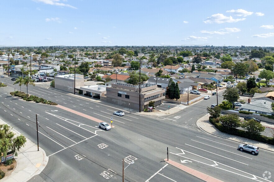More Photos Of 13822 Beach Blvd, Westminster Office For Sale