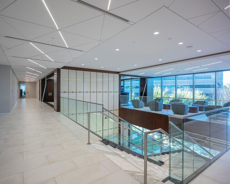 More Photos Of 1414 Enclave Pky, Houston Office For Sale