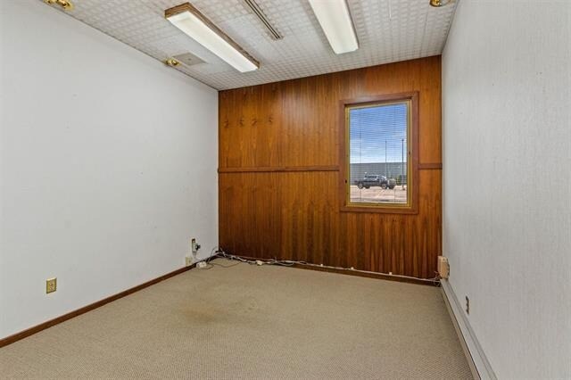 More Photos Of 311 W Grand Ave, Wisconsin Rapids Office For Sale