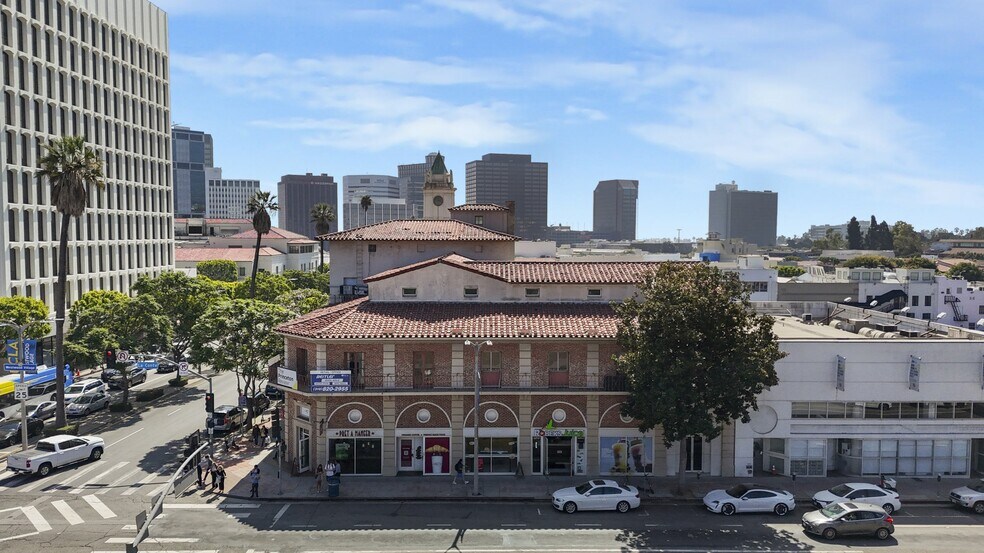 More Photos Of 901-951 Westwood Blvd, Los Angeles Restaurant For Lease