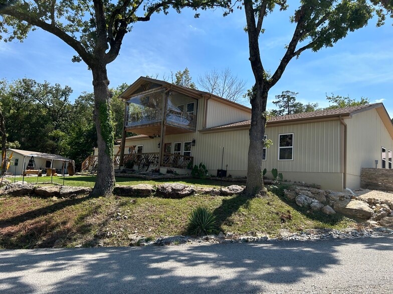 More Photos Of 141 County Road 851, Elizabeth Hotel For Sale