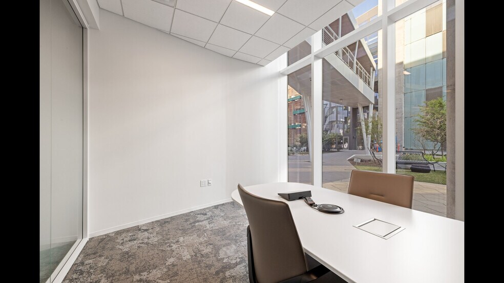 More Photos Of 1900 Aldrich St, Austin Unknown For Lease