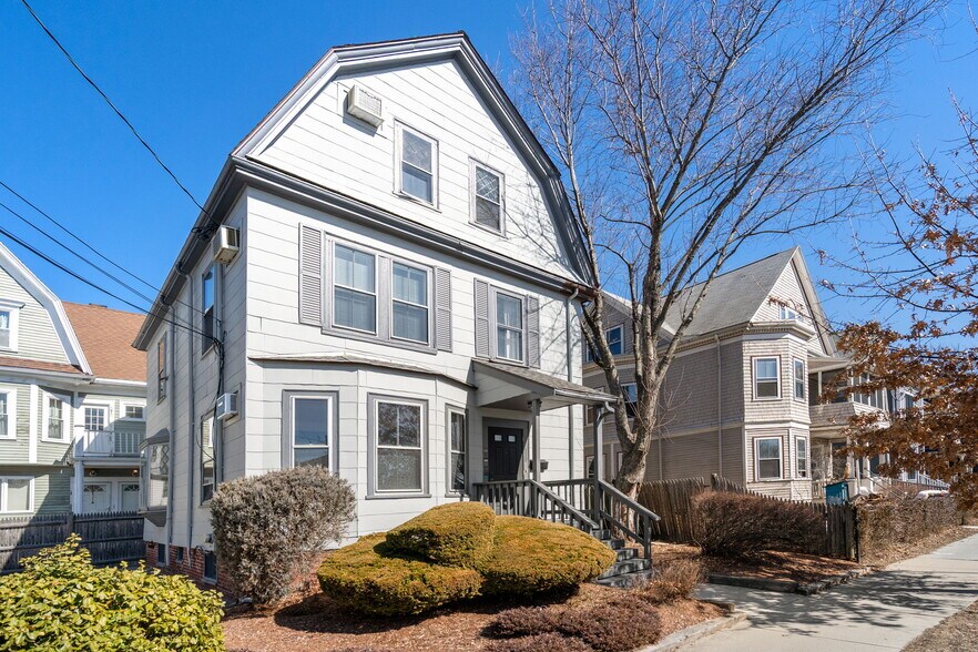 More Photos Of 113 Belmont St, Belmont Office For Sale