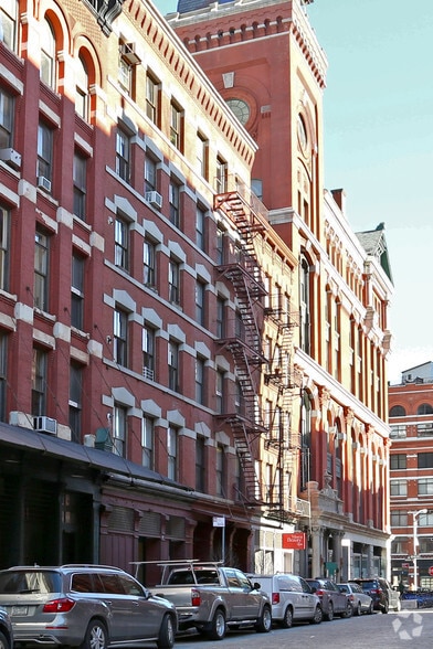 More Photos Of 10 Harrison St, New York Loft Creative Space For Lease