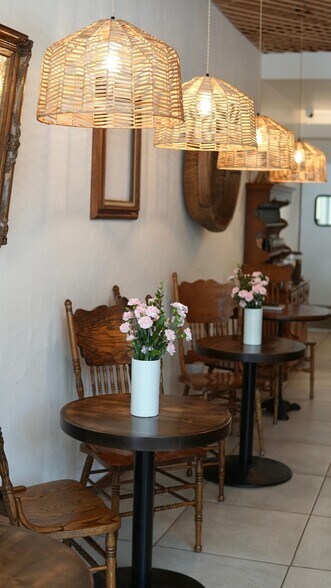 More Photos Of 5657 Wilshire Blvd, Los Angeles Office For Lease