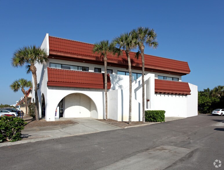 More Photos Of 200 Ocean Ave, Melbourne Beach Office For Lease
