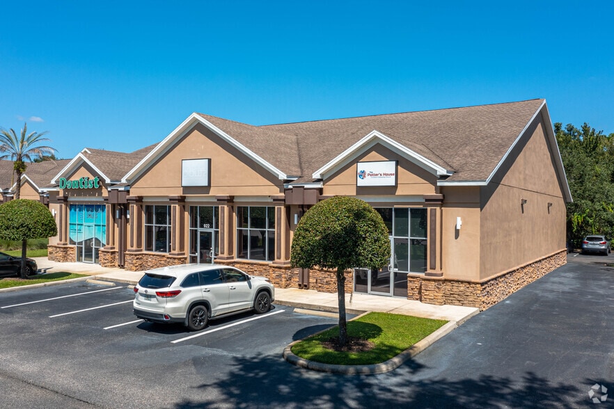 More Photos Of 930 Lumsden, Brandon Unknown For Lease