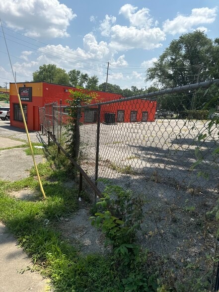 More Photos Of 1103 State Ave, Kansas City Warehouse For Sale