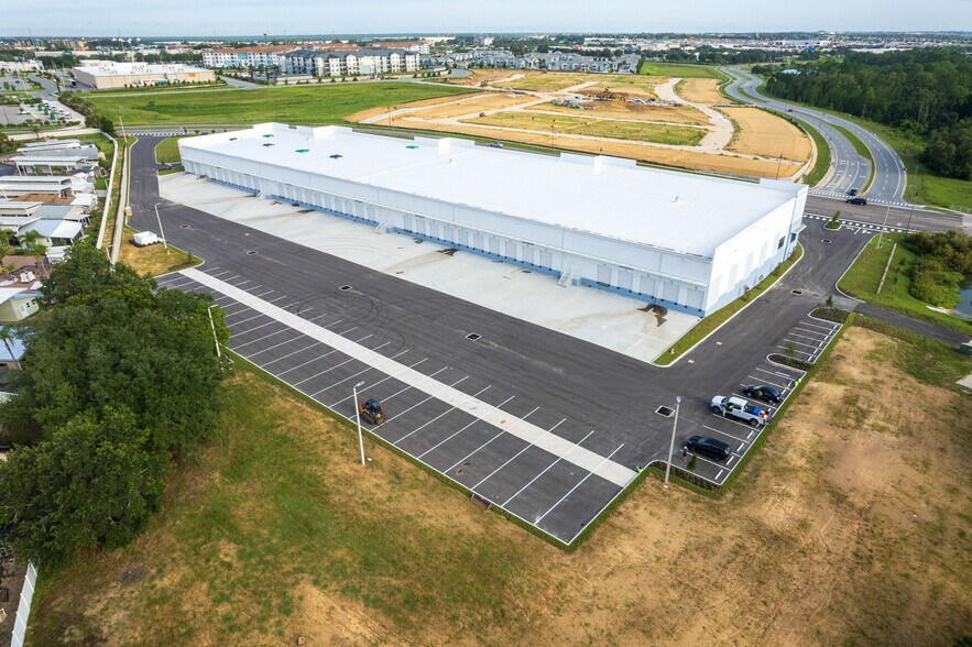 More Photos Of 1981 Ernie Caldwell Blvd, Davenport Distribution For Lease