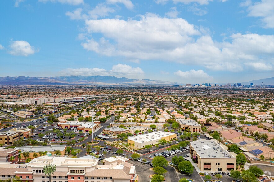 More Photos Of 750 Coronado Center Dr, Henderson Medical For Lease