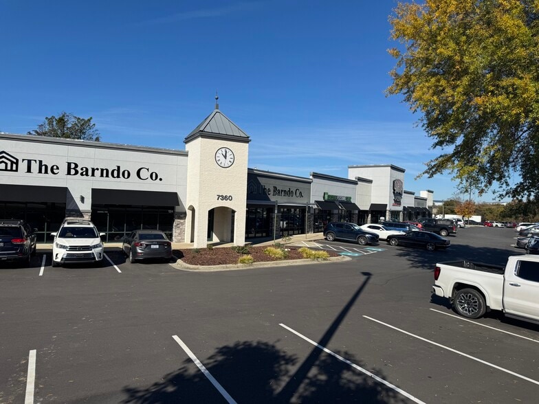 More Photos Of 7360 W Friendly Ave, Greensboro Unknown For Lease