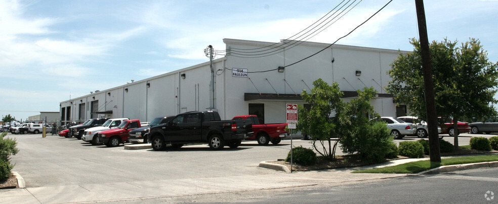 More Photos Of 914 Paulsun St, San Antonio Manufacturing For Sale