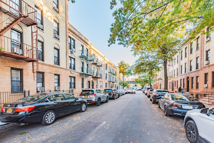 More Photos Of 41-07 54th St, Queens Multifamily For Sale