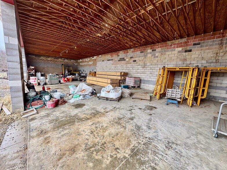 More Photos Of 1234 Brittain Rd, Akron Warehouse For Sale