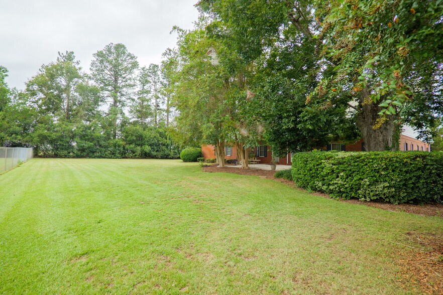 More Photos Of 3185 Madison Hwy, Valdosta Office For Sale