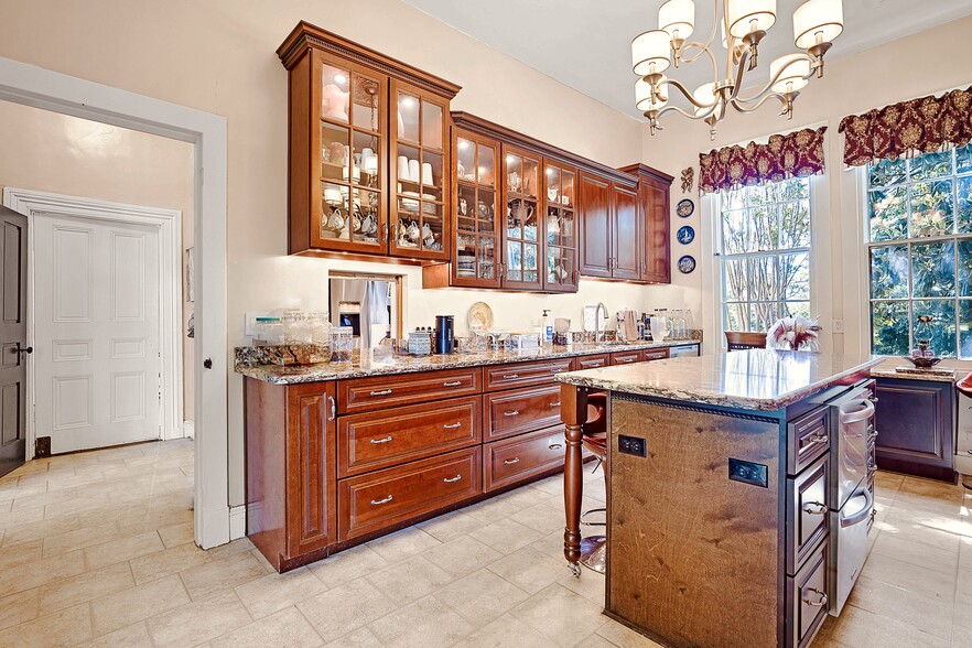 More Photos Of 1902 Jefferson Pike, Knoxville Lodge Meeting Hall For Sale