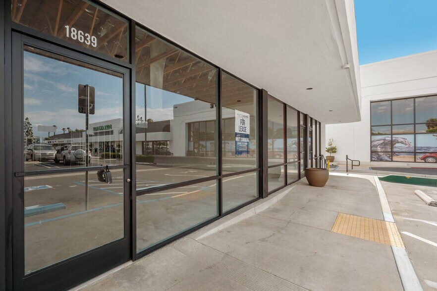 More Photos Of 18581-18631 Beach Blvd, Huntington Beach Unknown For Lease