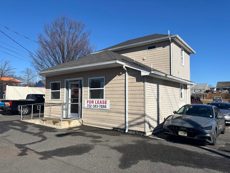 Primary Photo Of 403 State Route 35, Red Bank Office Residential For Lease