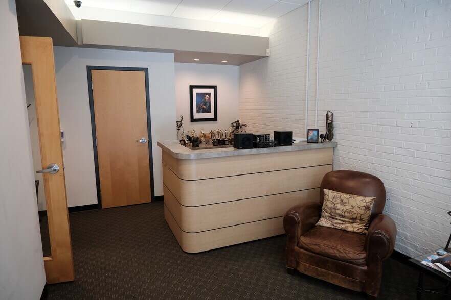 More Photos Of 1491 Northside Dr NW, Atlanta Office For Sale