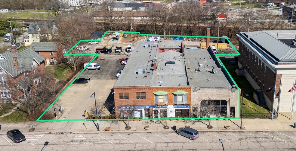 Primary Photo Of 633 Broad St, Elyria Office Residential For Sale