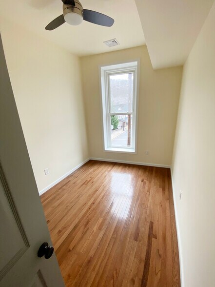 More Photos Of 1-5 Broadway, Bangor Apartments For Sale