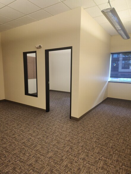 More Photos Of 1101 Broadway St, Vancouver Office For Lease