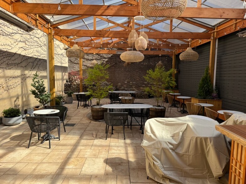 More Photos Of 117 Berry St, Brooklyn Storefront Retail Residential For Sale