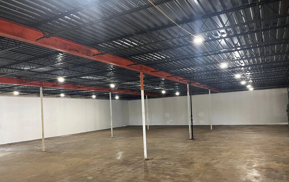 More Photos Of 2089 Monroe Dr NE, Atlanta Warehouse For Lease