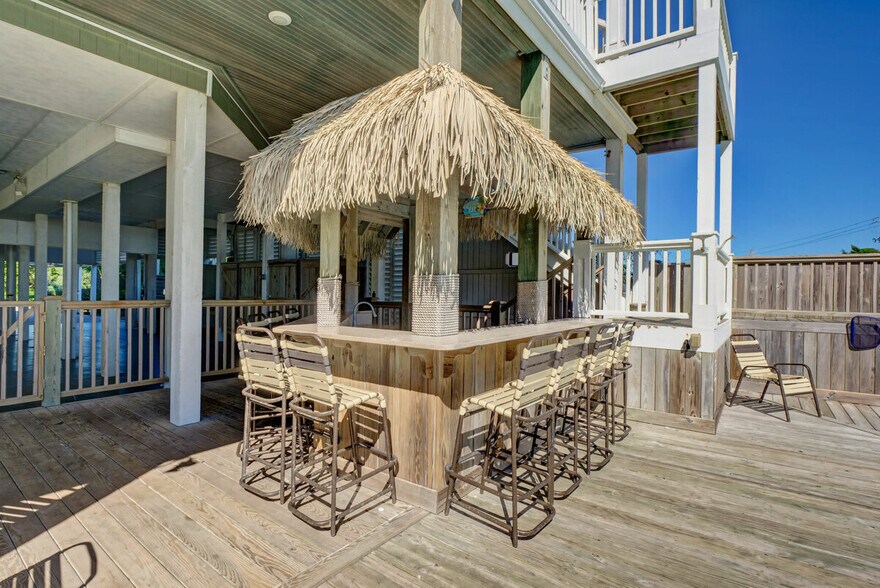 More Photos Of 2068 New River Inlet Rd, North Topsail Beach Apartments For Sale