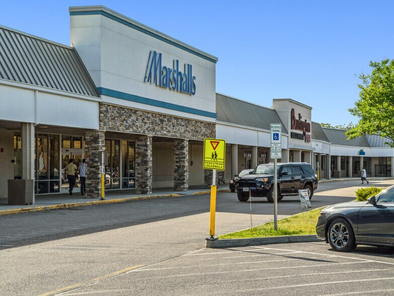 More Photos Of 5718-5758 Hopkins Rd, North Chesterfield Storefront For Sale