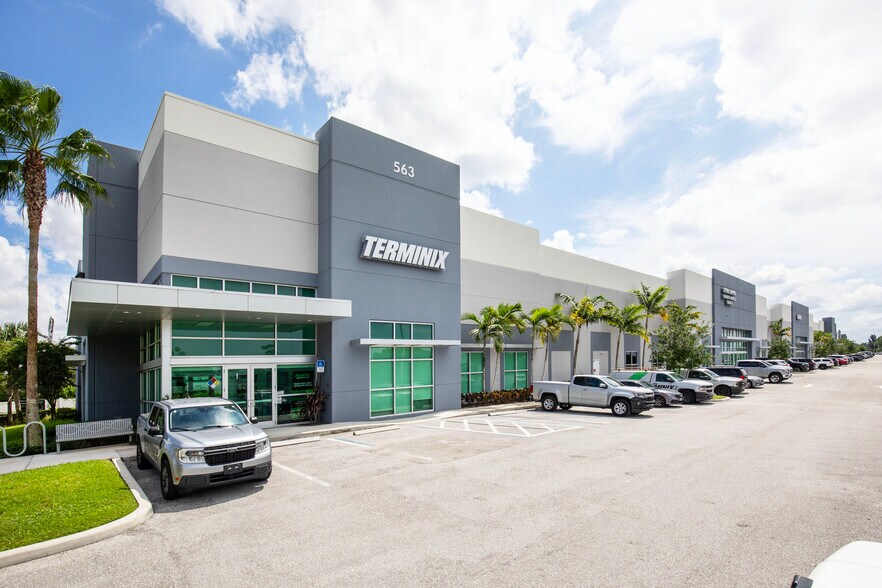 More Photos Of 563 N Cleary Rd, West Palm Beach Unknown For Lease