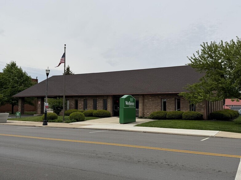 More Photos Of 124 E Main St, McComb Bank For Sale