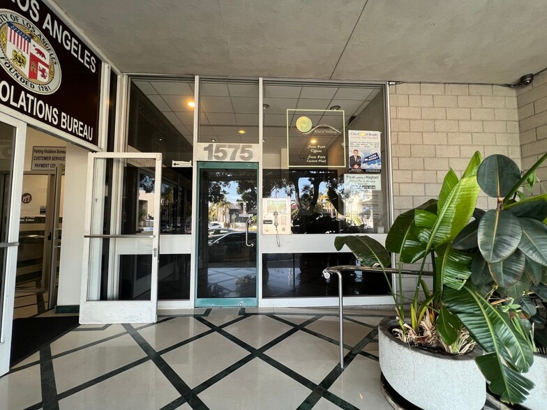 More Photos Of 1575 Westwood Blvd, Los Angeles Medical For Lease