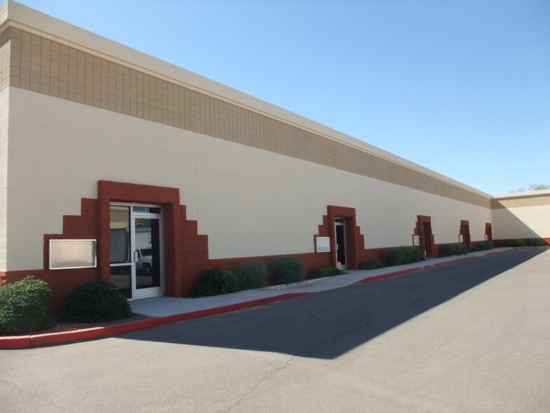 More Photos Of 1060 N Eliseo Felix Jr Way, Avondale Warehouse For Lease
