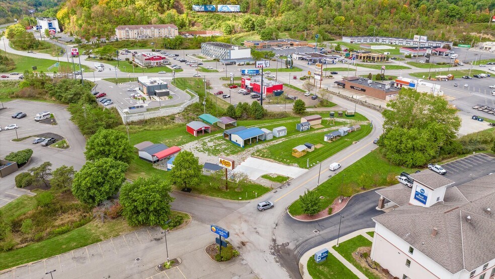 More Photos Of 2309 Southgate, Cambridge Land For Sale