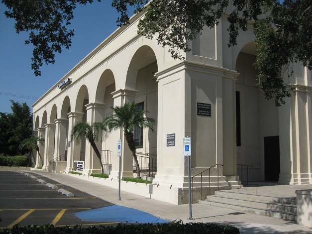 More Photos Of 221 E Van Buren Ave, Harlingen Office For Lease